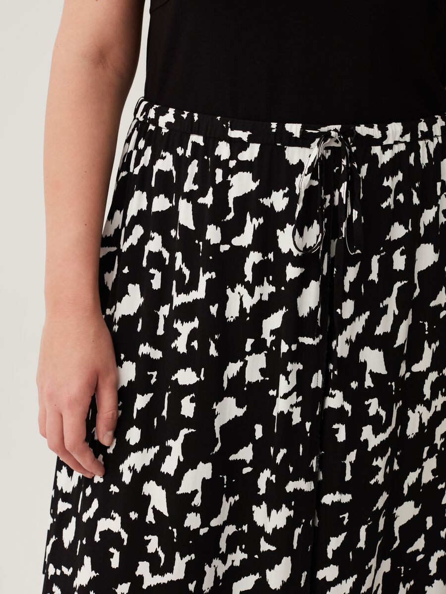 Curvy midi skirt with animal print_3