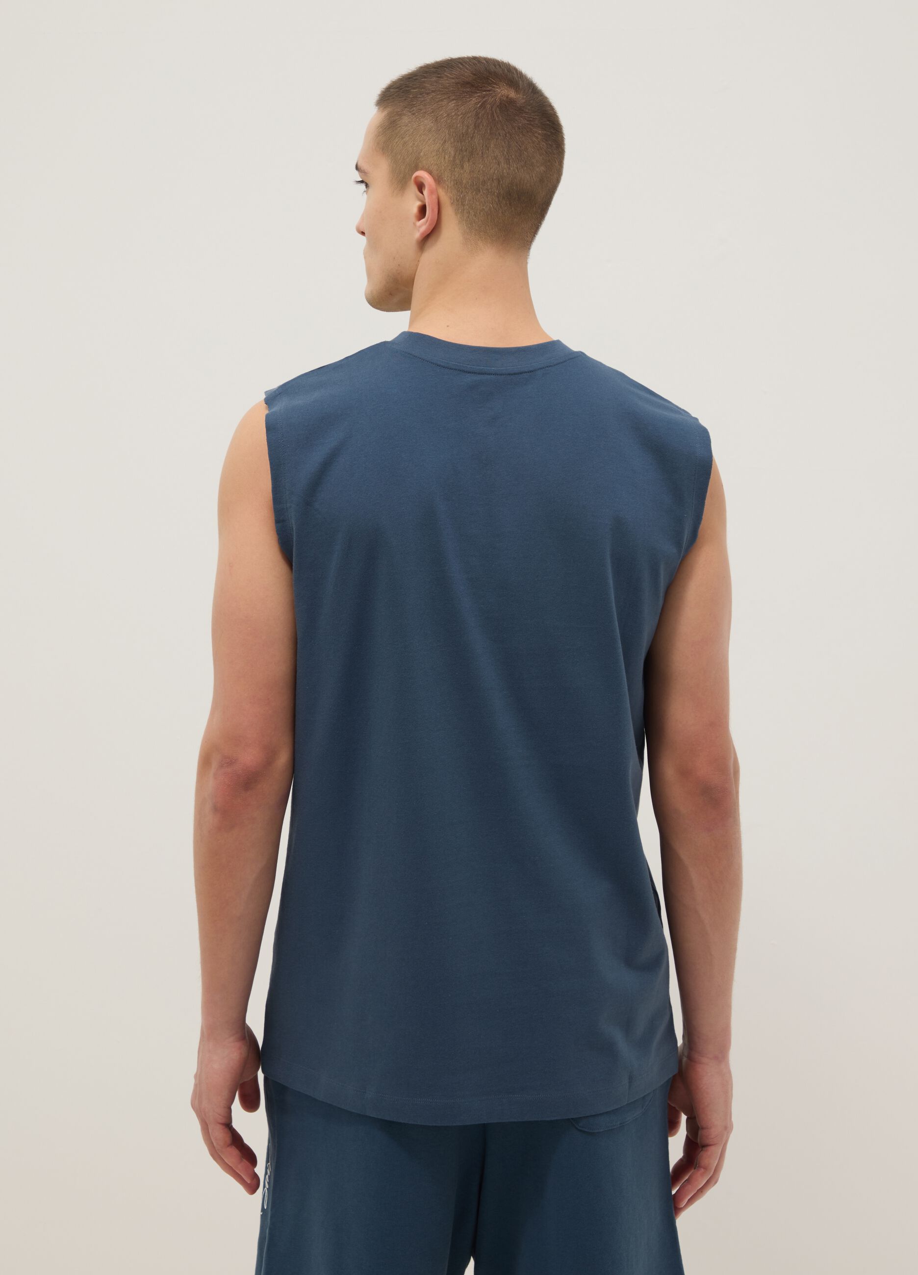 Blue pure cotton regular-fit vest top with print