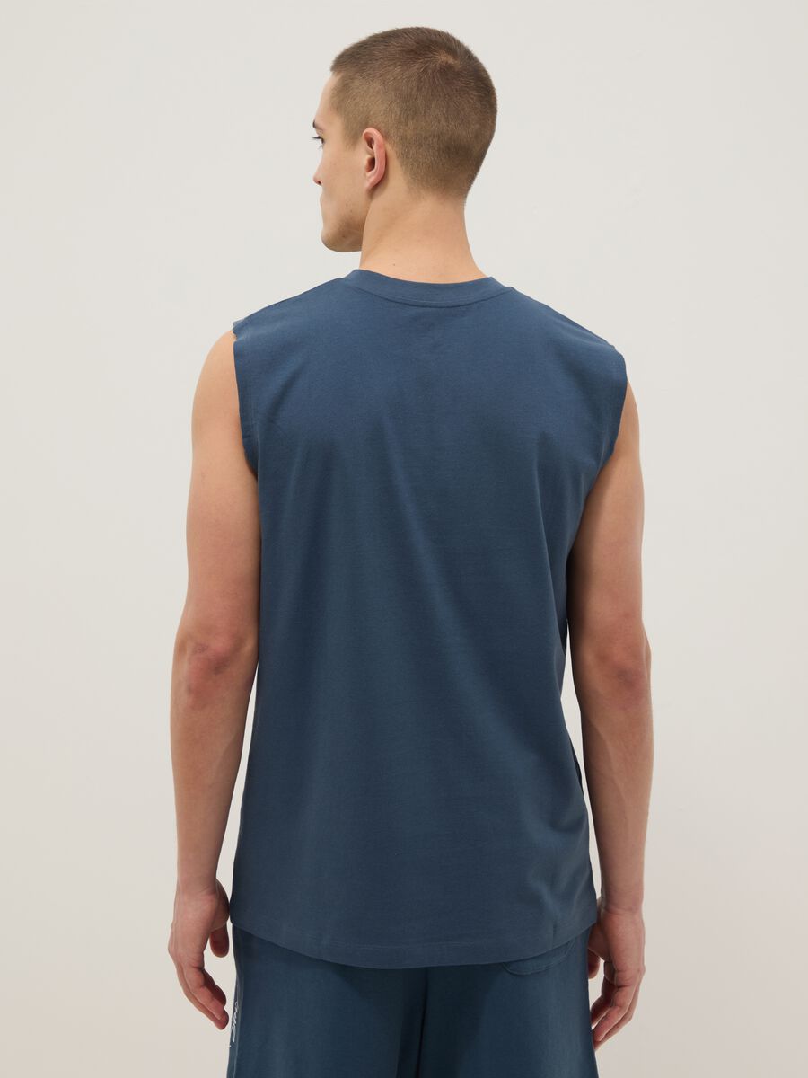 Blue pure cotton regular-fit vest top with print_2
