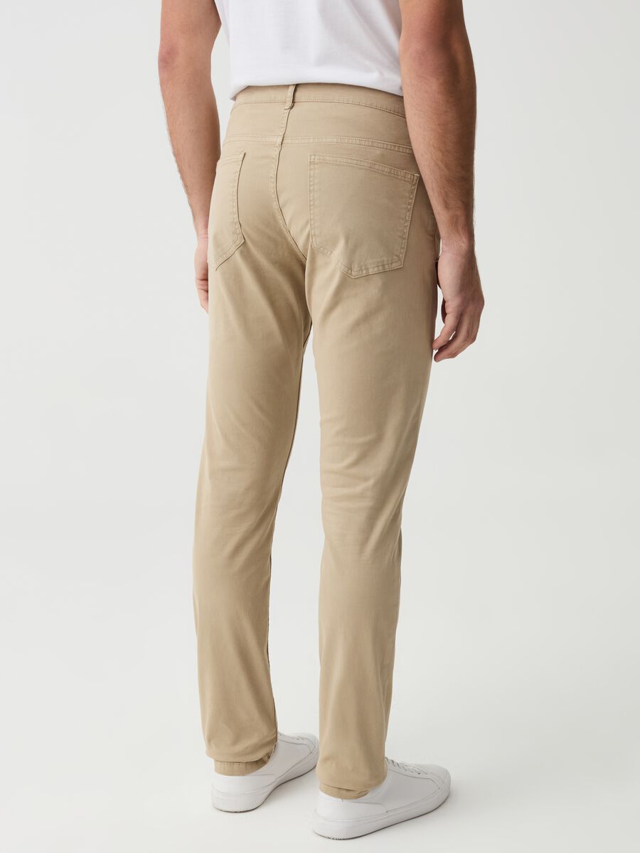 Pantaloni in cotone stretch cinque tasche_2