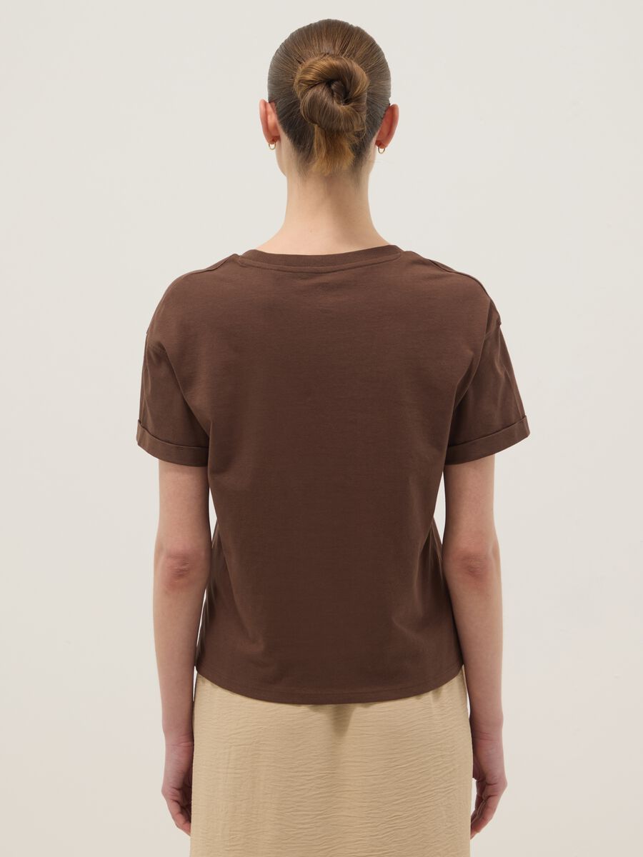 Brown pure cotton V-neck relaxed fit T-shirt_3