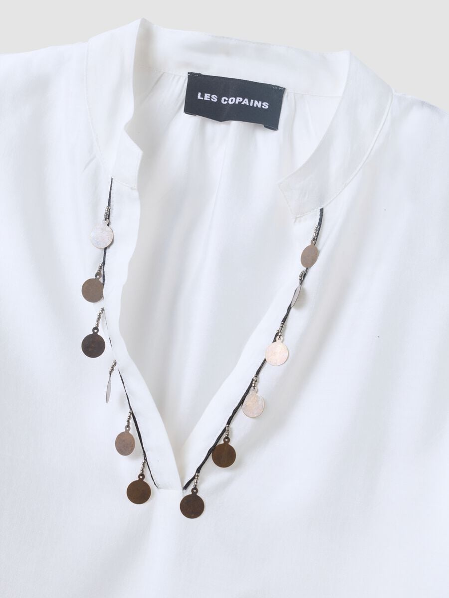 White viscose-blend shirt with charms and V-neck regular fit_5