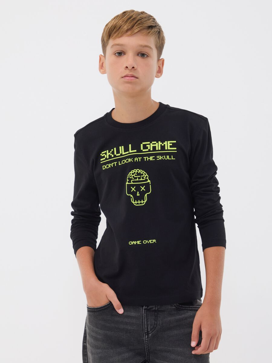 &Mu;&alpha;ύ&rho;&omicron; T-shirt &alpha;&pi;ό &kappa;&alpha;&theta;&alpha;&rho;ό &omicron;&rho;&gamma;&alpha;&nu;&iota;&kappa;ό &beta;&alpha;&mu;&beta;ά&kappa;&iota; &mu;&epsilon; &sigma;&tau;&rho;&omicron;&gamma;&gamma;&upsilon;&lambda;ή &lambda;&alpha;&iota;&mu;ό&kappa;&omicron;&psi;&eta; &kappa;&alpha;&iota; &sigma;&tau;ά&mu;&pi;&alpha; &nu;&epsilon;&kappa;&rho;&omicron;&kappa;&epsilon;&phi;&alpha;&lambda;ή&sigmaf; &gamma;&iota;&alpha; &alpha;&gamma;ό&rho;&iota;&alpha;_1