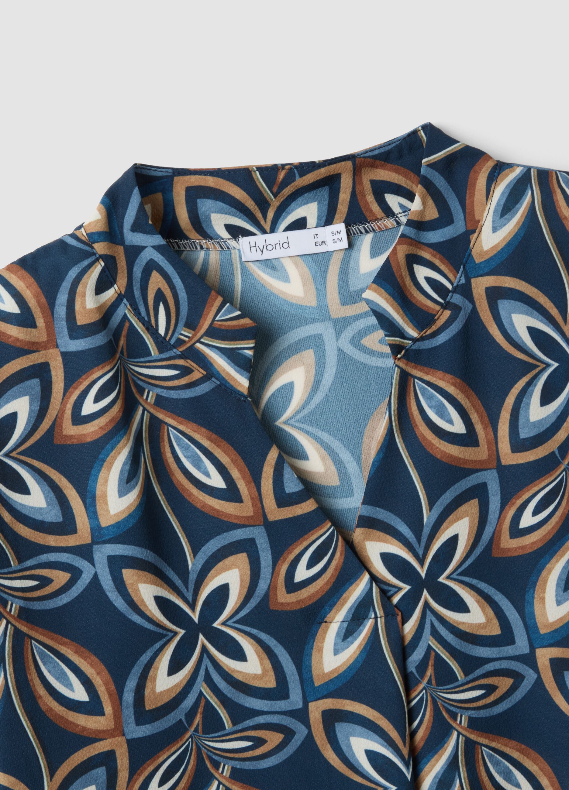 Blue and brown geometric print blouse, regular fit