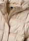 Piumino lungo imbottito beige con cappuccio e cintura_2