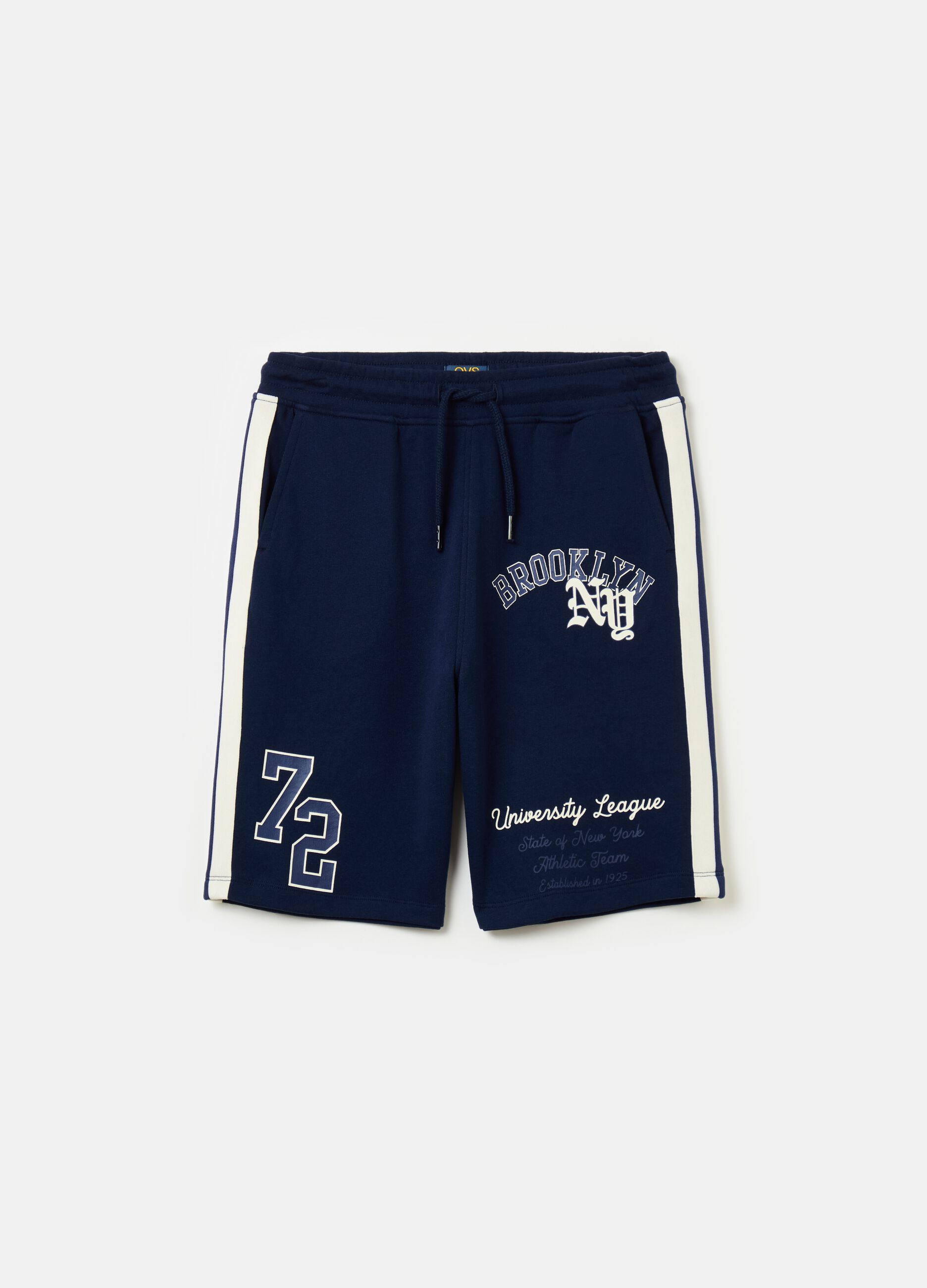 Bermuda joggers with college print