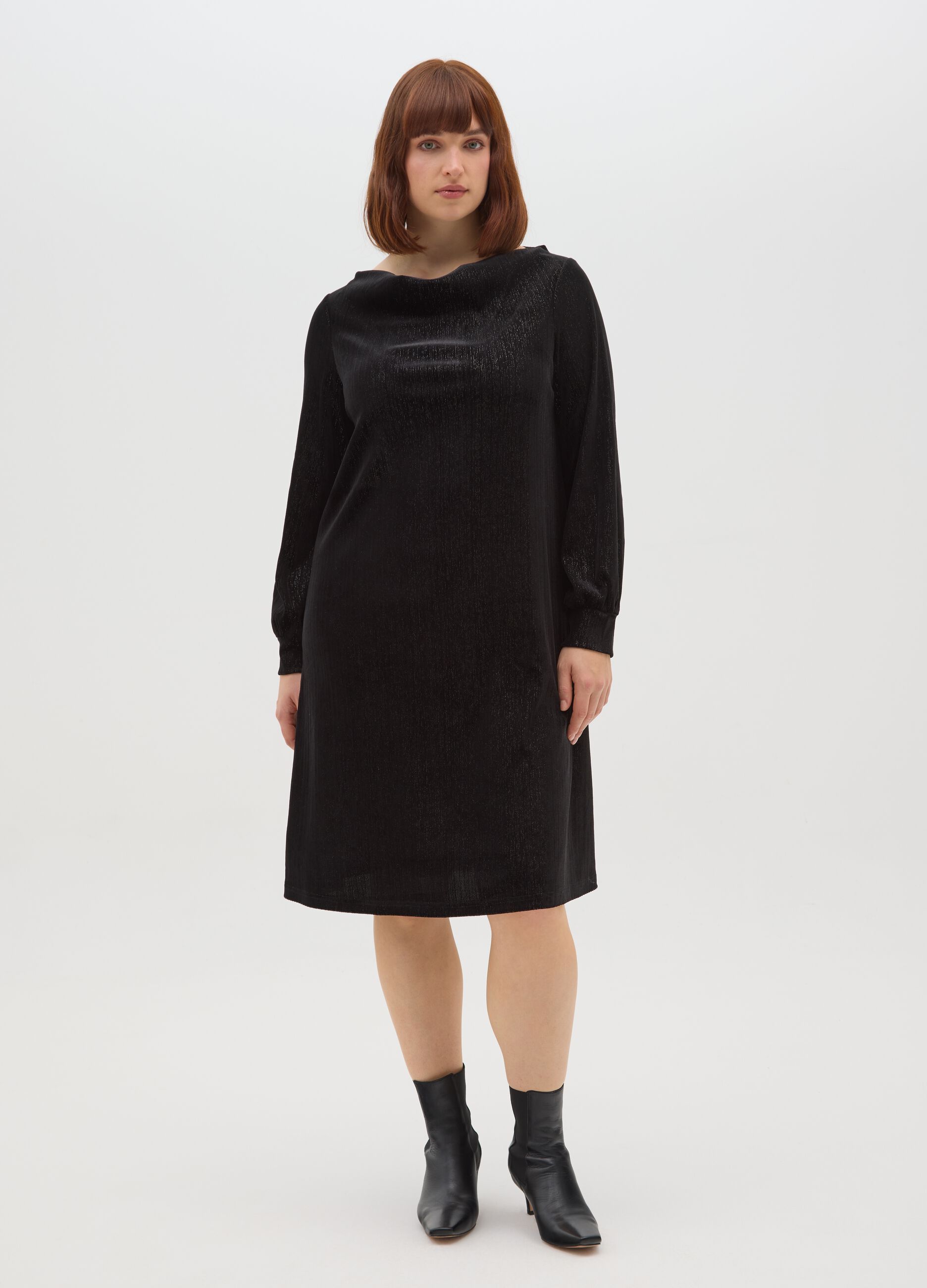 Black Velvet Long Dress Regular Fit with Boat Neckline