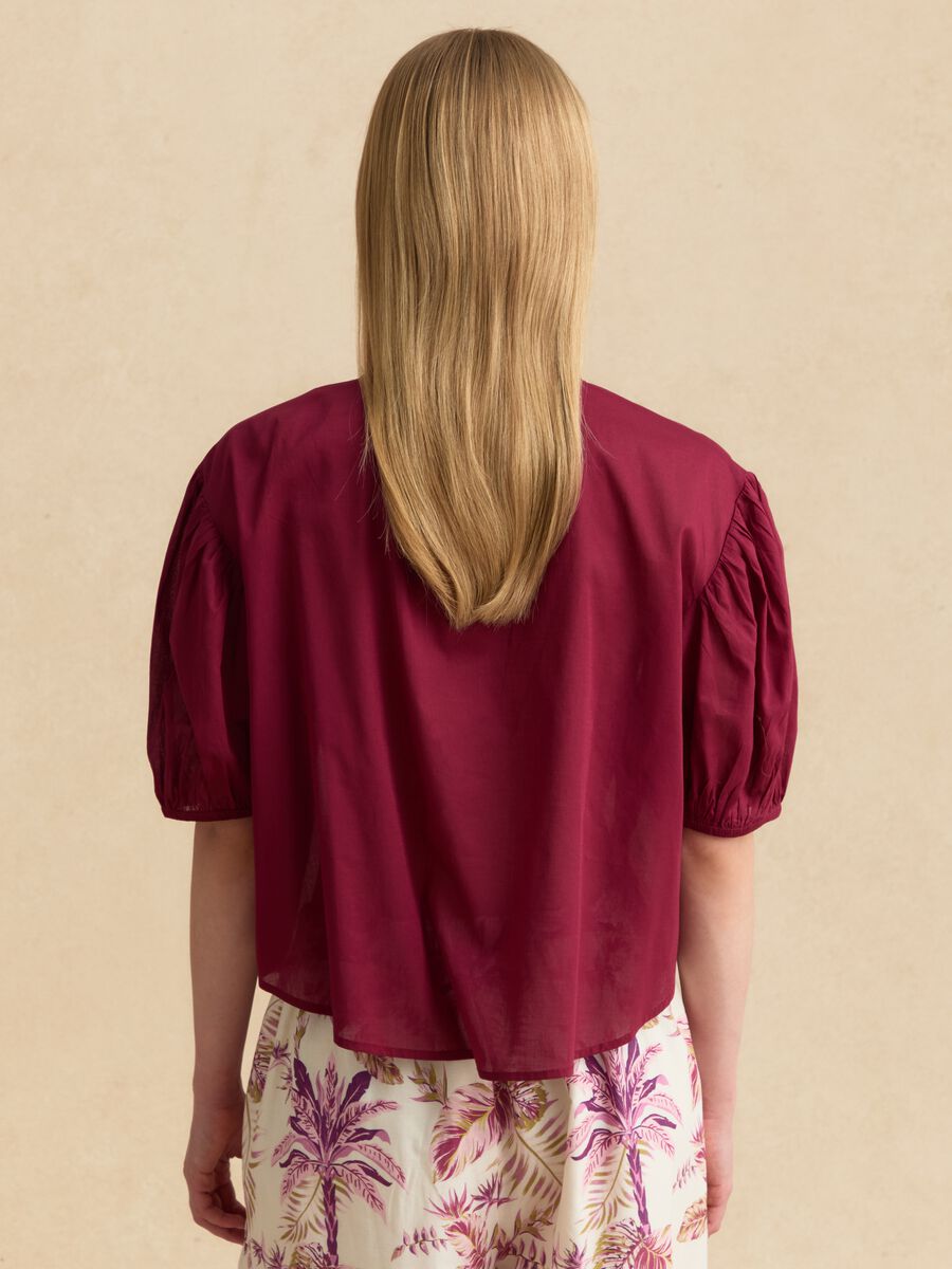 Red pure cotton regular-fit blouse with bow_3