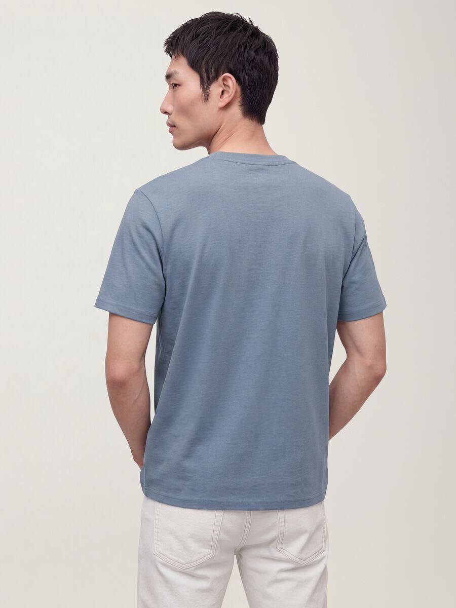 &Mu;&pi;&lambda;&epsilon; &kappa;&omicron;&nu;&tau;&omicron;&mu;ά&nu;&iota;&kappa;&omicron; T-shirt &alpha;&pi;ό 100% &beta;&alpha;&mu;&beta;ά&kappa;&iota;, relaxed fit_1