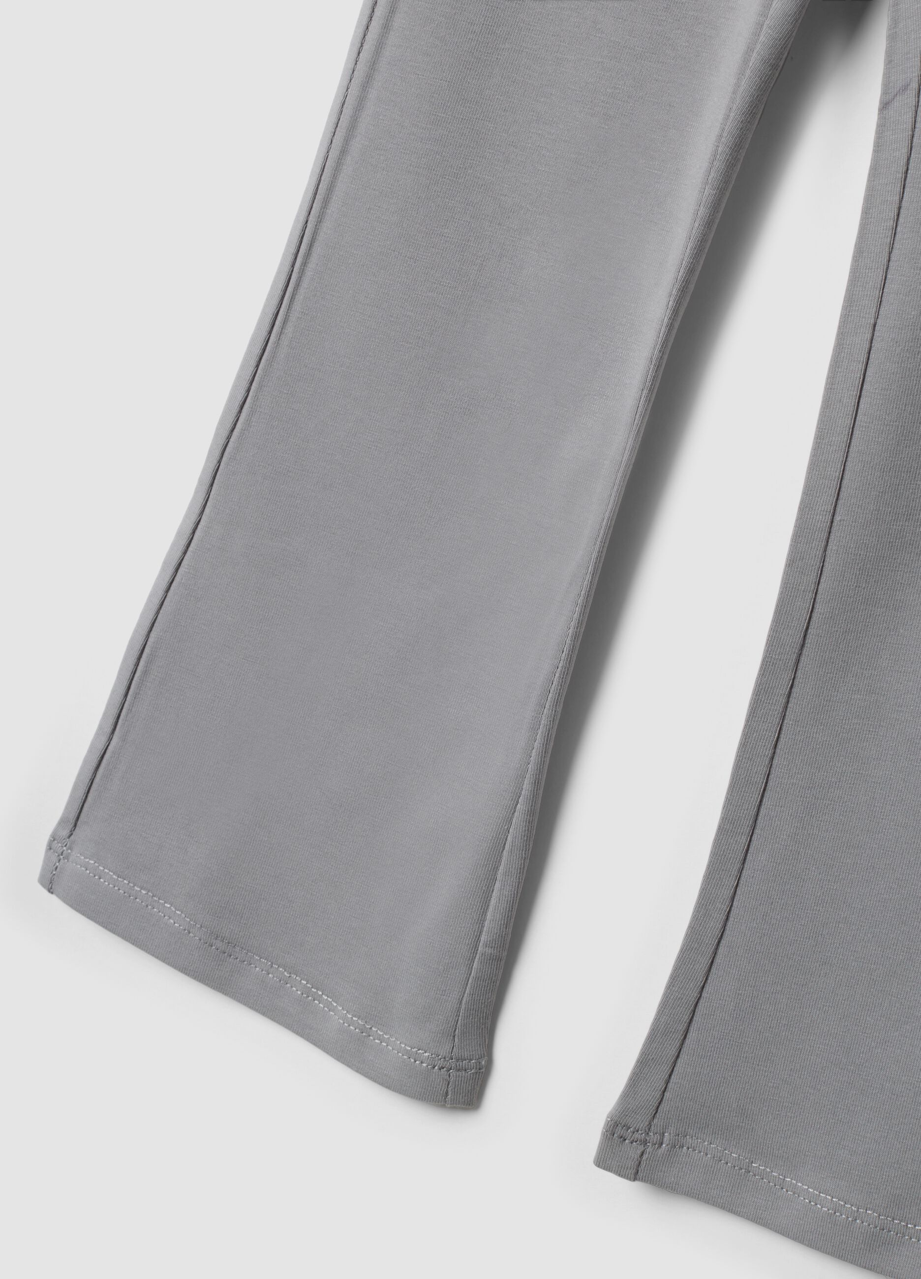 Graue Flared-Leggings aus Stretch-Baumwolle f&uuml;r M&auml;dchen