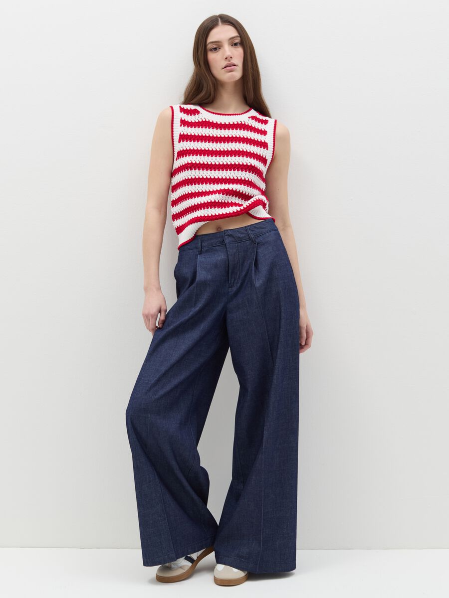 Wide-leg fluid trousers with darts_0