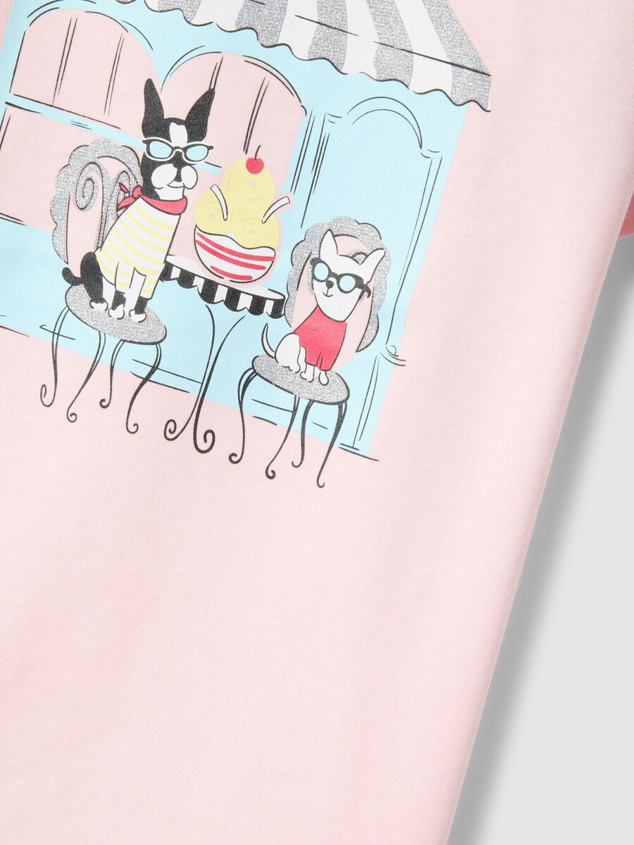 Pink pure cotton regular fit T-shirt with print for girls_2