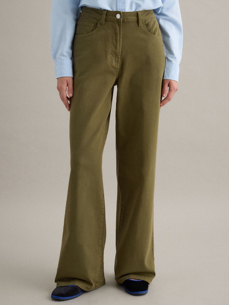 Regular fit stretch cotton green chino trousers_1