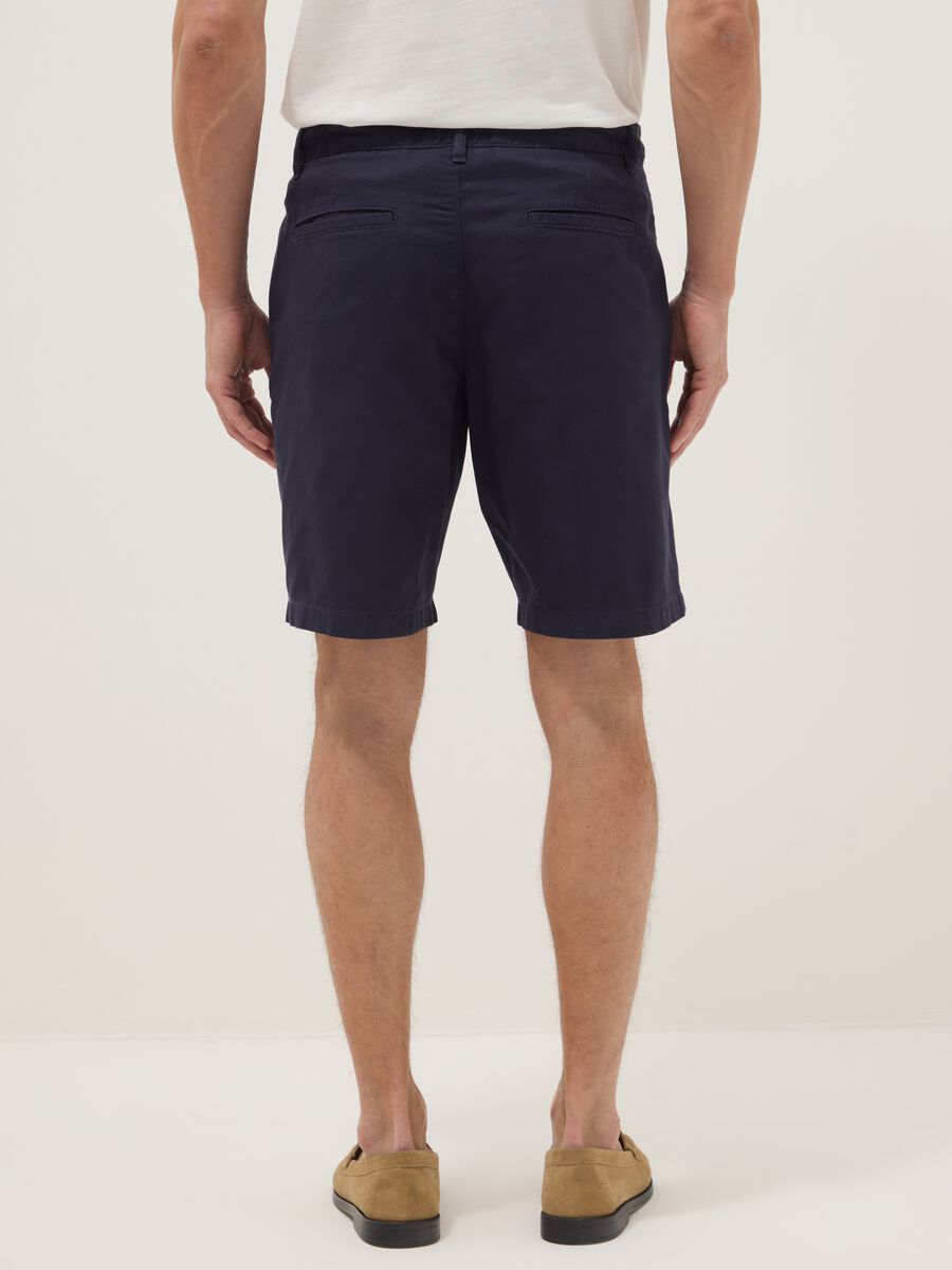 Blue cotton chino bermuda shorts, regular fit_2