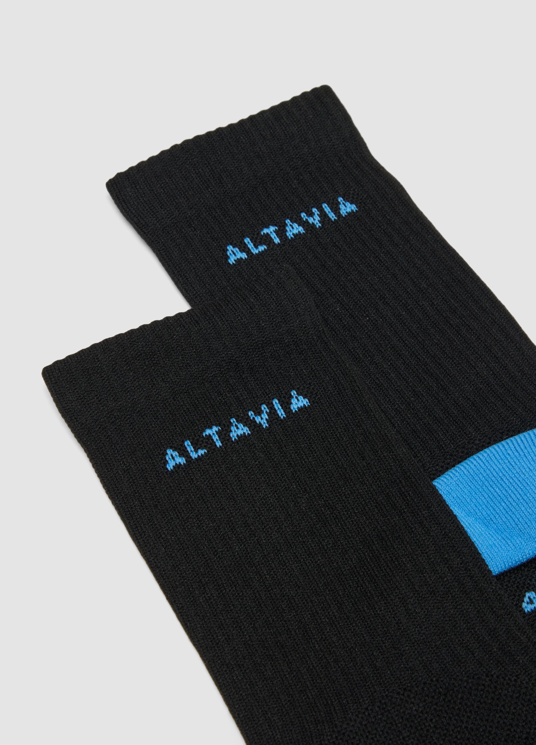 2-pack of ALTAVIA RUNNING stretch-fabric mid-calf sports socks