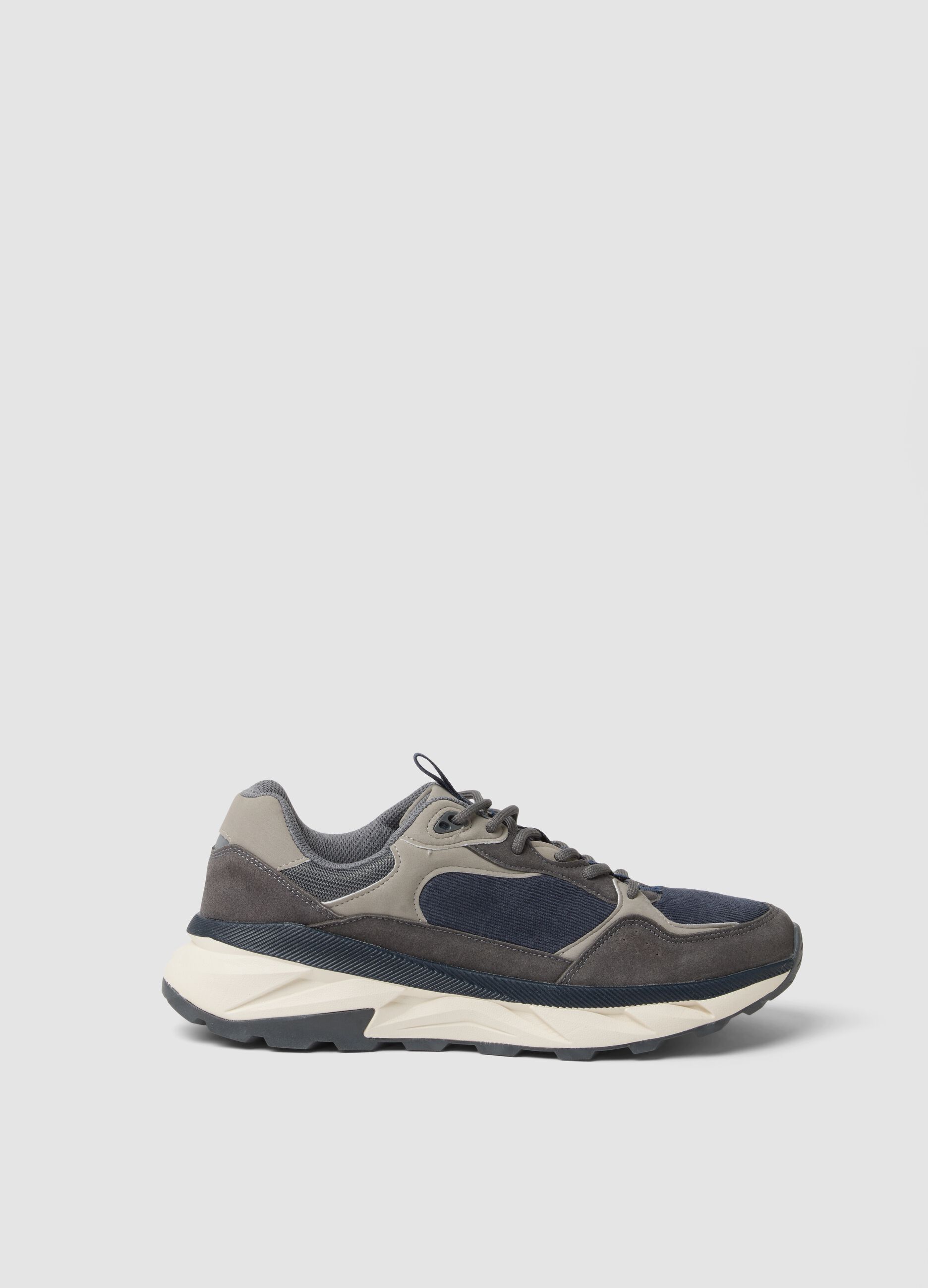 Blaue Casual-Sneaker mit Schn&uuml;rung und Running-Sohle