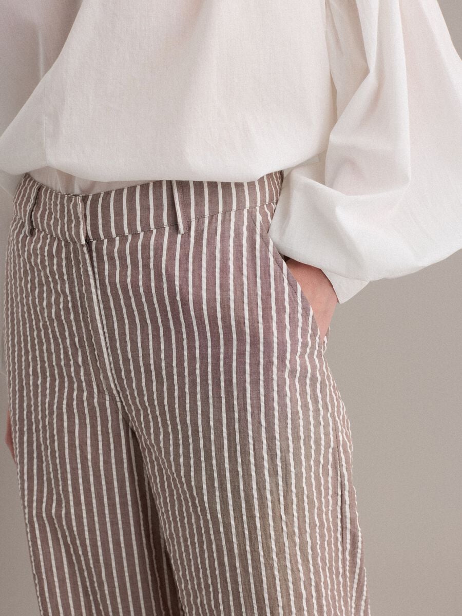 Pure cotton wide-leg chino trousers with multicolour stripes_3