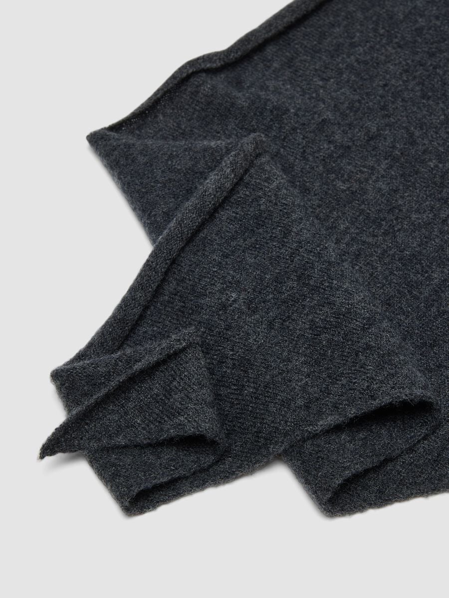 Grey pure wool scarf_1