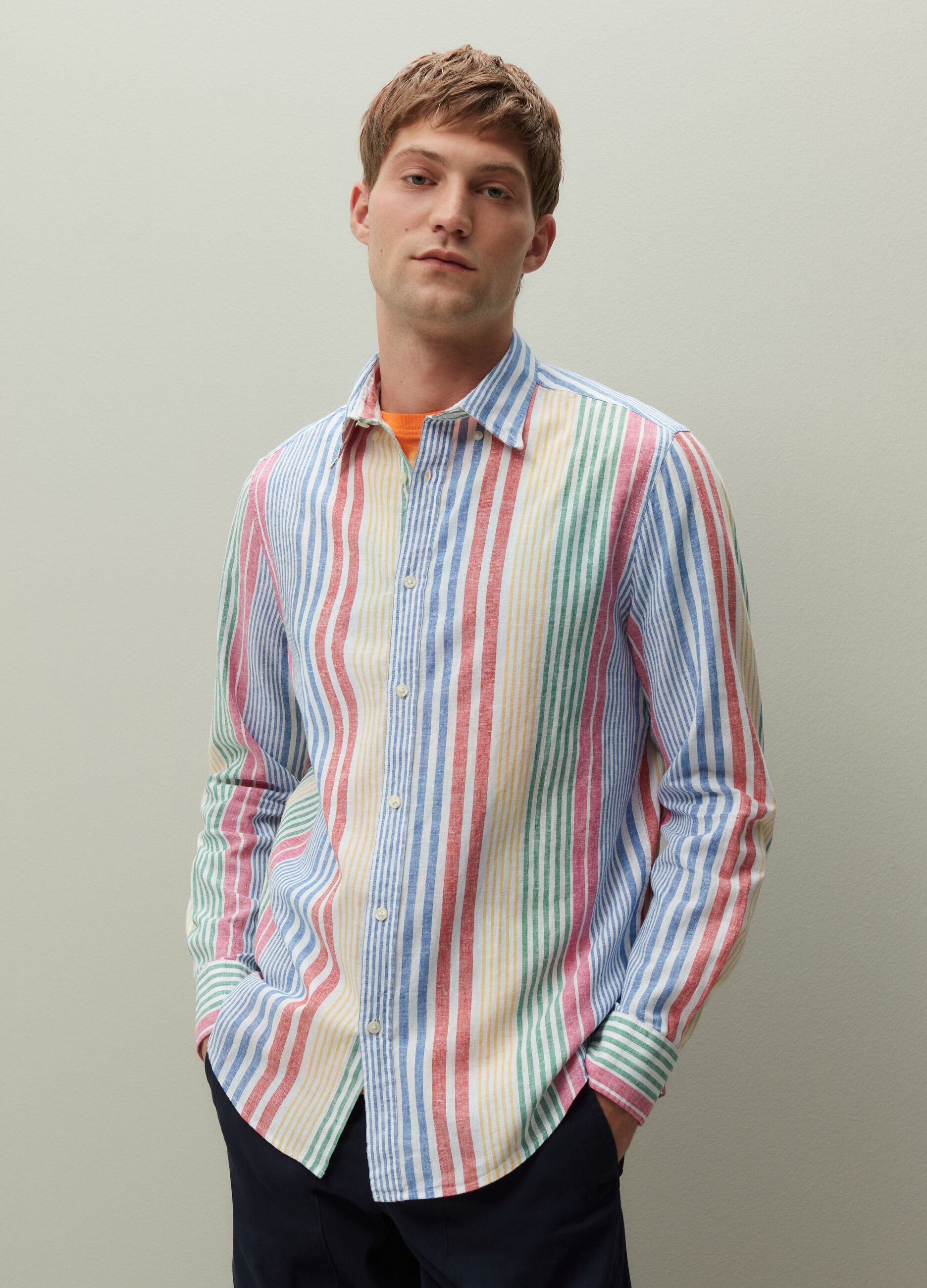 Regular-fit shirt with multicoloured stripes