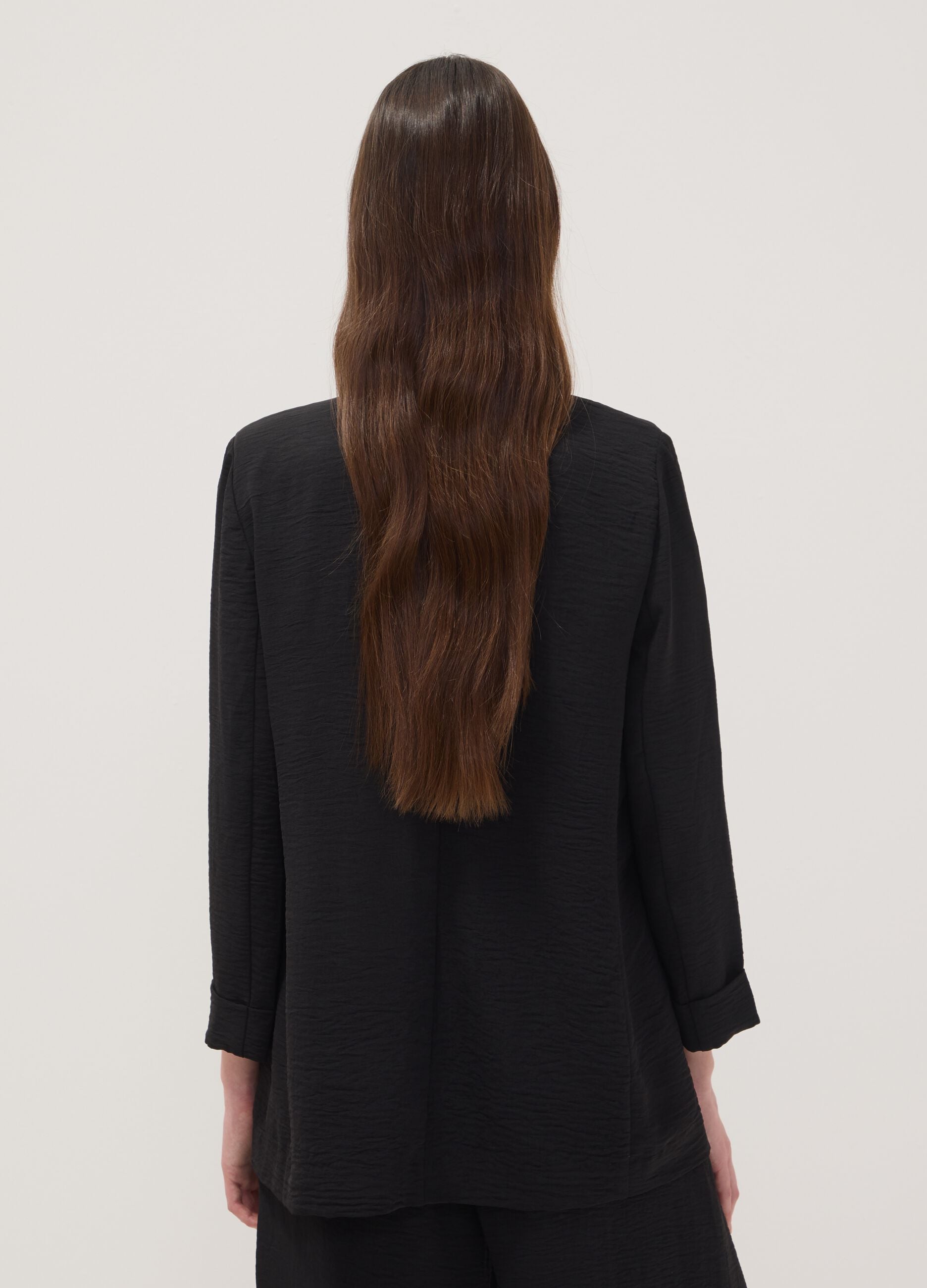 Black regular-fit blazer with classic lapels
