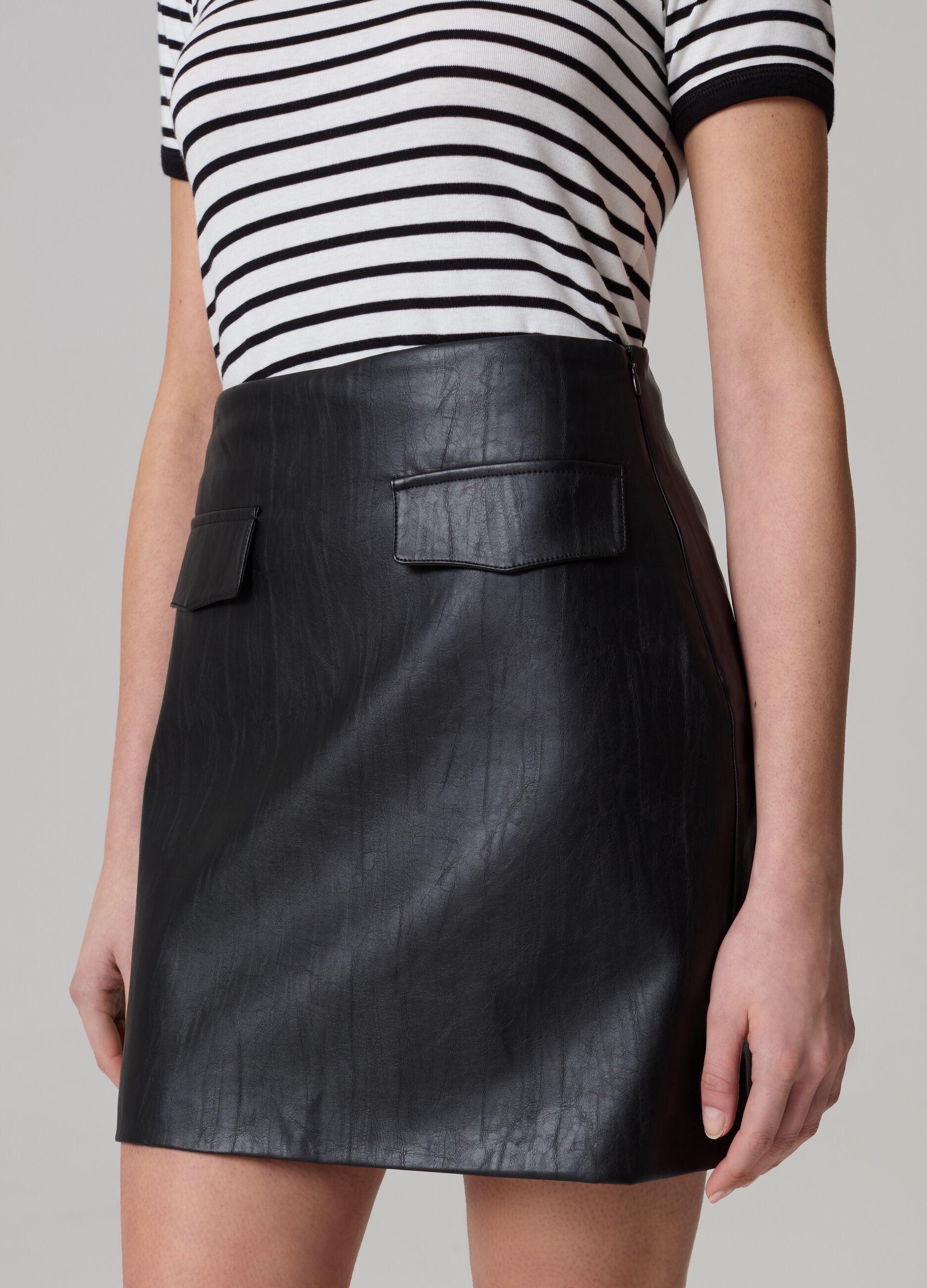Vintage-effect faux leather miniskirt