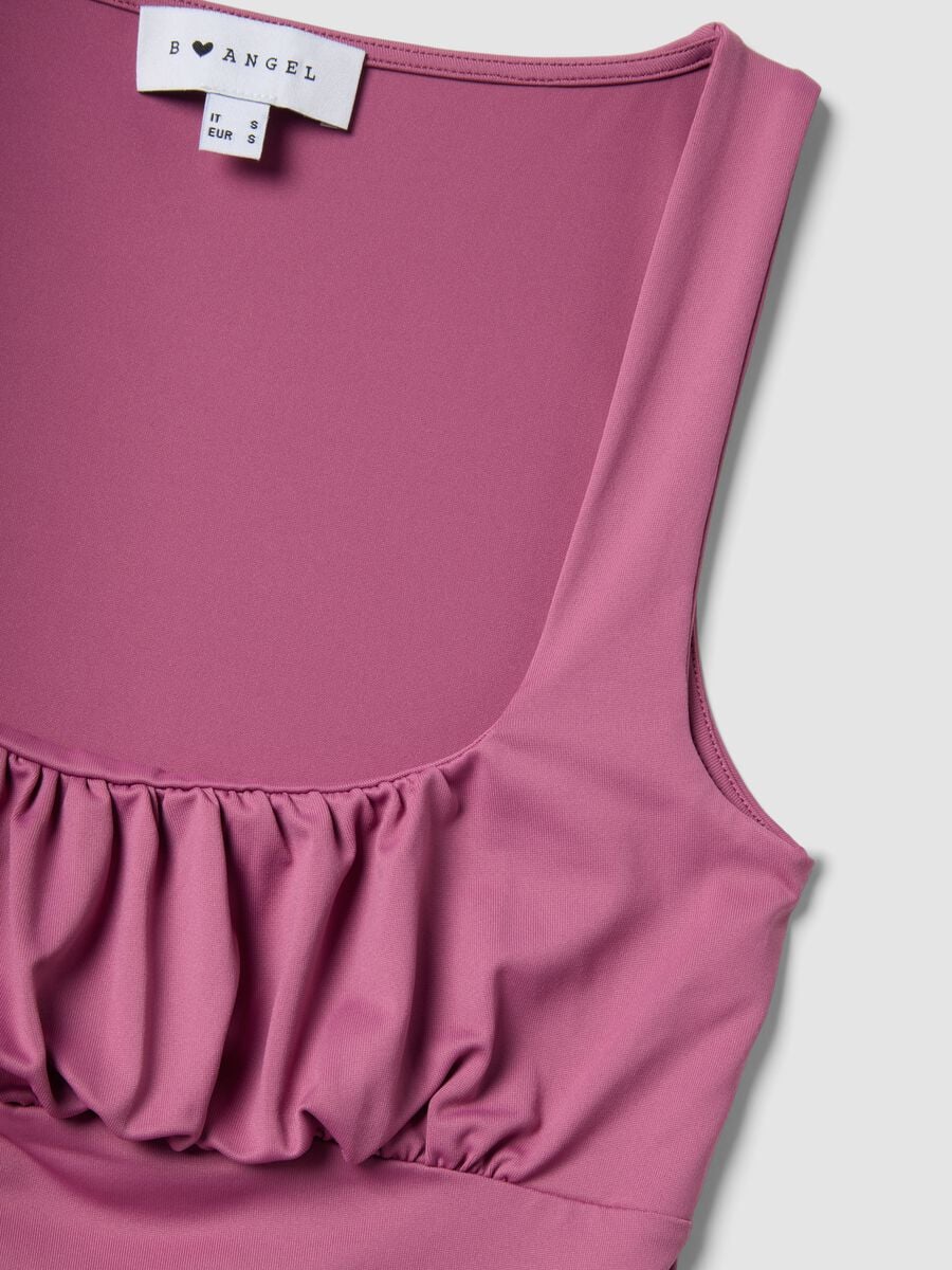 Rosa Stretch-Tanktop in Regular Fit mit Falten_1
