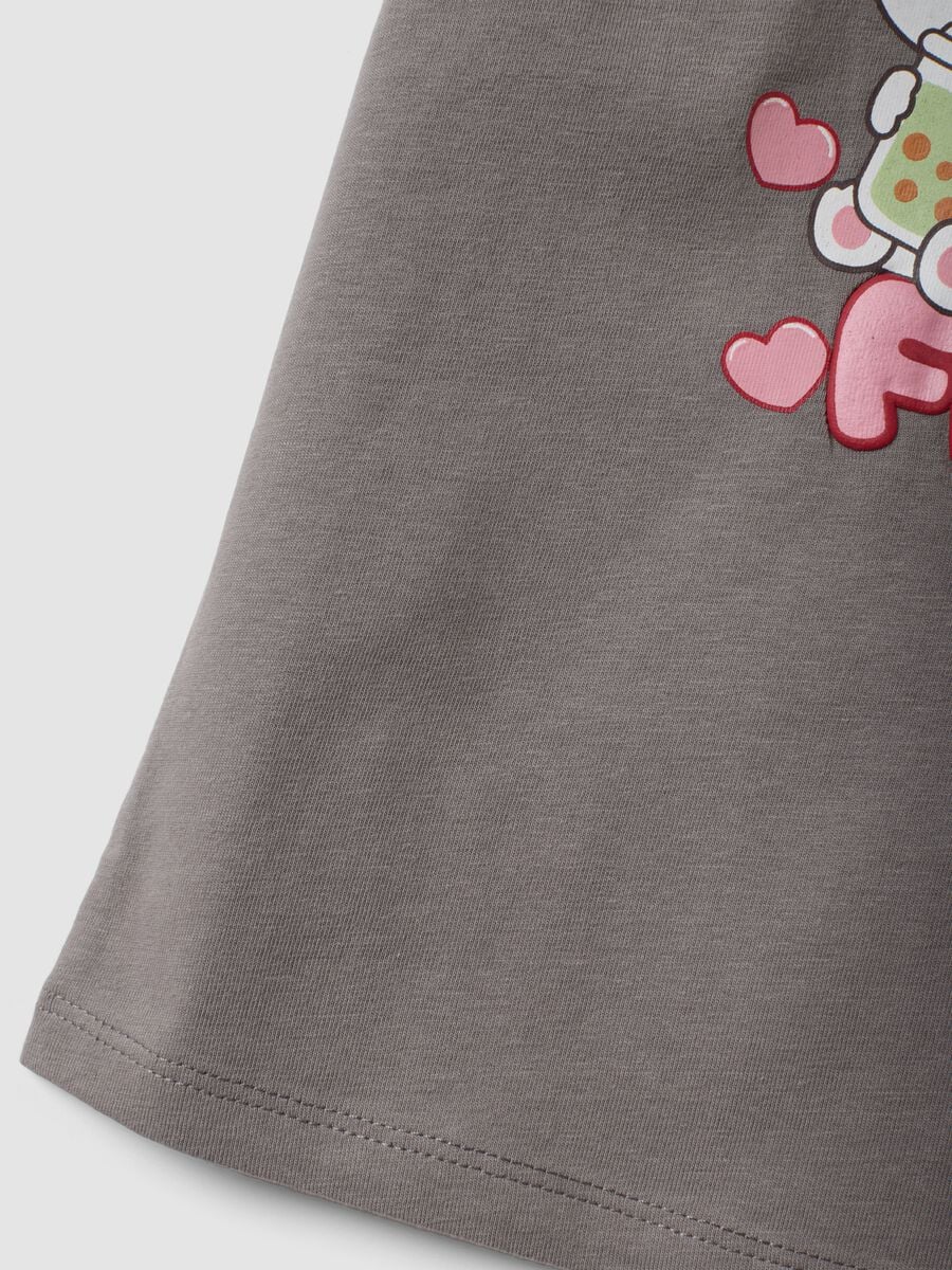 Graues T-Shirt aus Stretch-Baumwolle mit Capybara-Print f&uuml;r M&auml;dchen_3