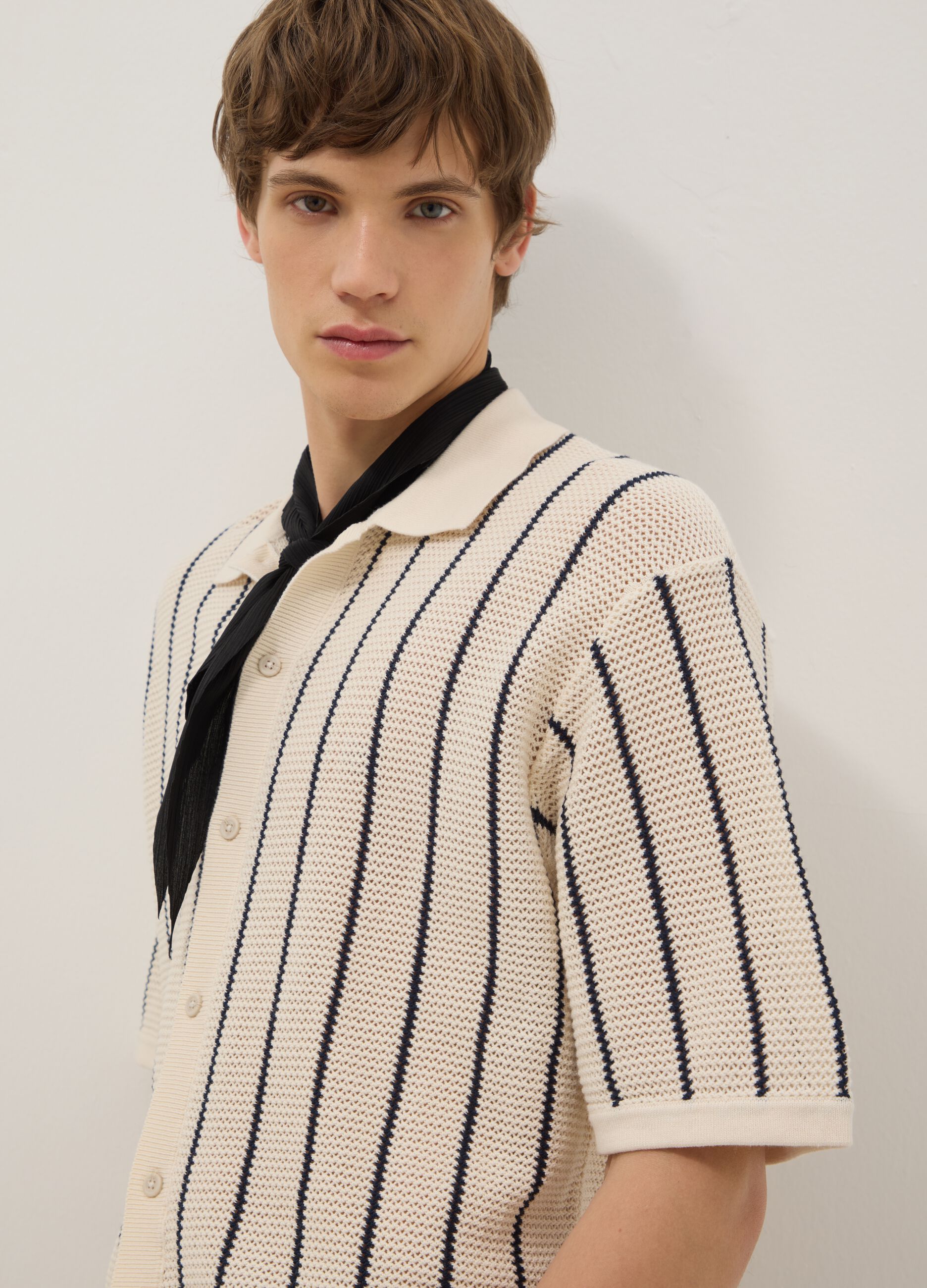 Multicolour striped pure cotton polo with bowling collar, regular fit