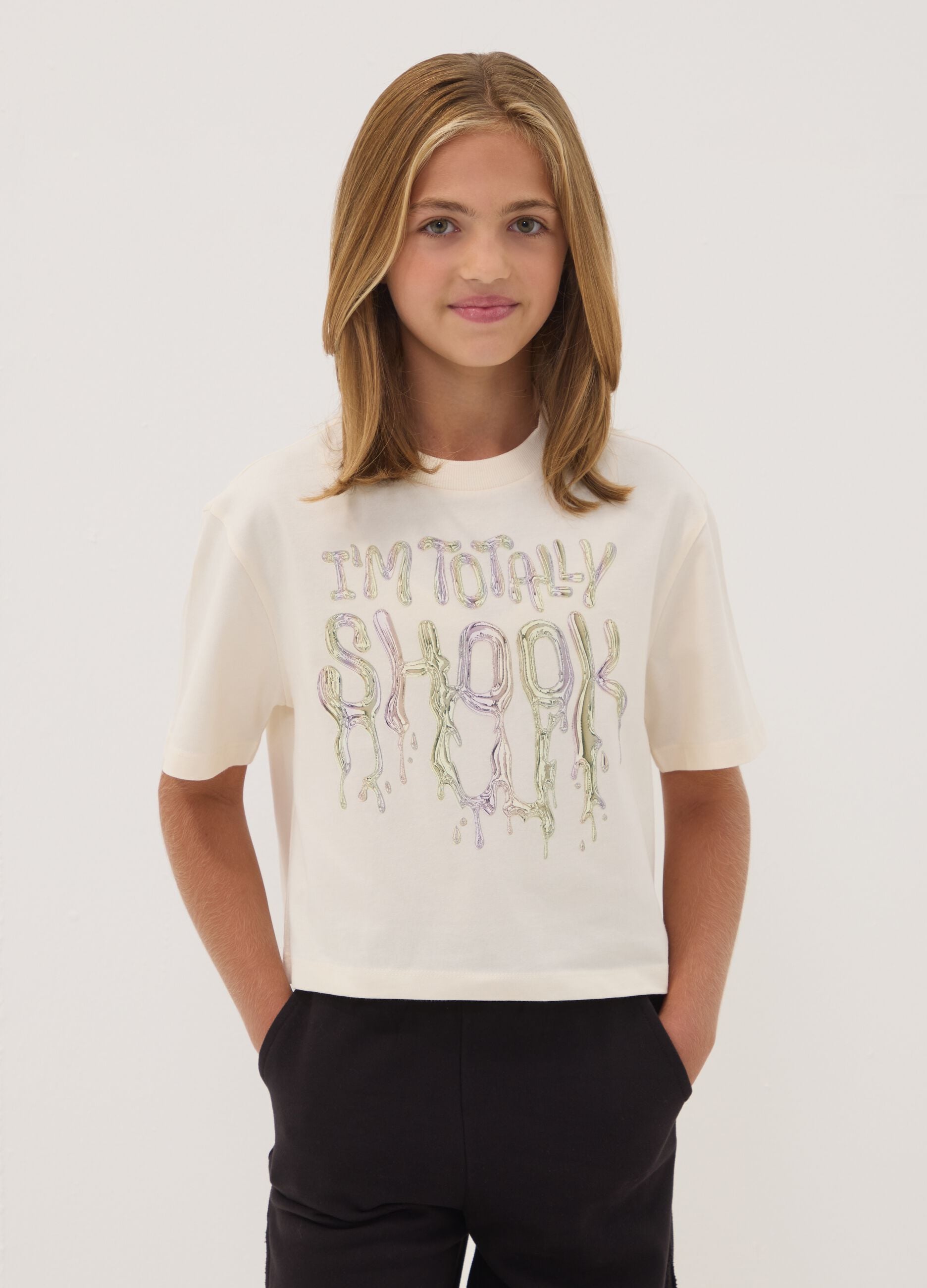 &Mu;&pi;&epsilon;&zeta; T-shirt &alpha;&pi;ό 100% &beta;&alpha;&mu;&beta;ά&kappa;&iota; &mu;&epsilon; &rho;&iota;&mu;&pi; &lambda;&alpha;&iota;&mu;ό&kappa;&omicron;&psi;&eta; &kappa;&alpha;&iota; &sigma;&tau;ά&mu;&pi;&alpha; &mu;&pi;&rho;&omicron;&sigma;&tau;ά