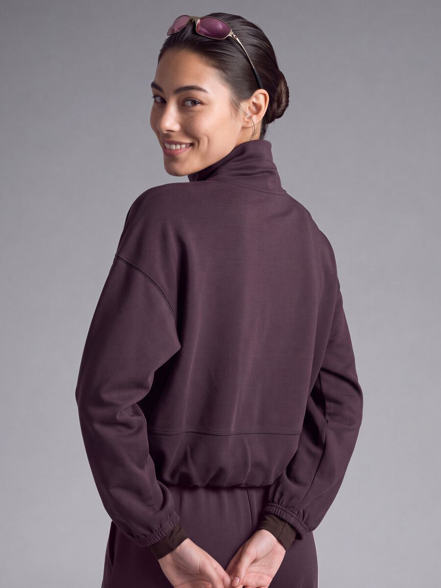 Brown cropped stretch viscose sweatshirt with high neck_3