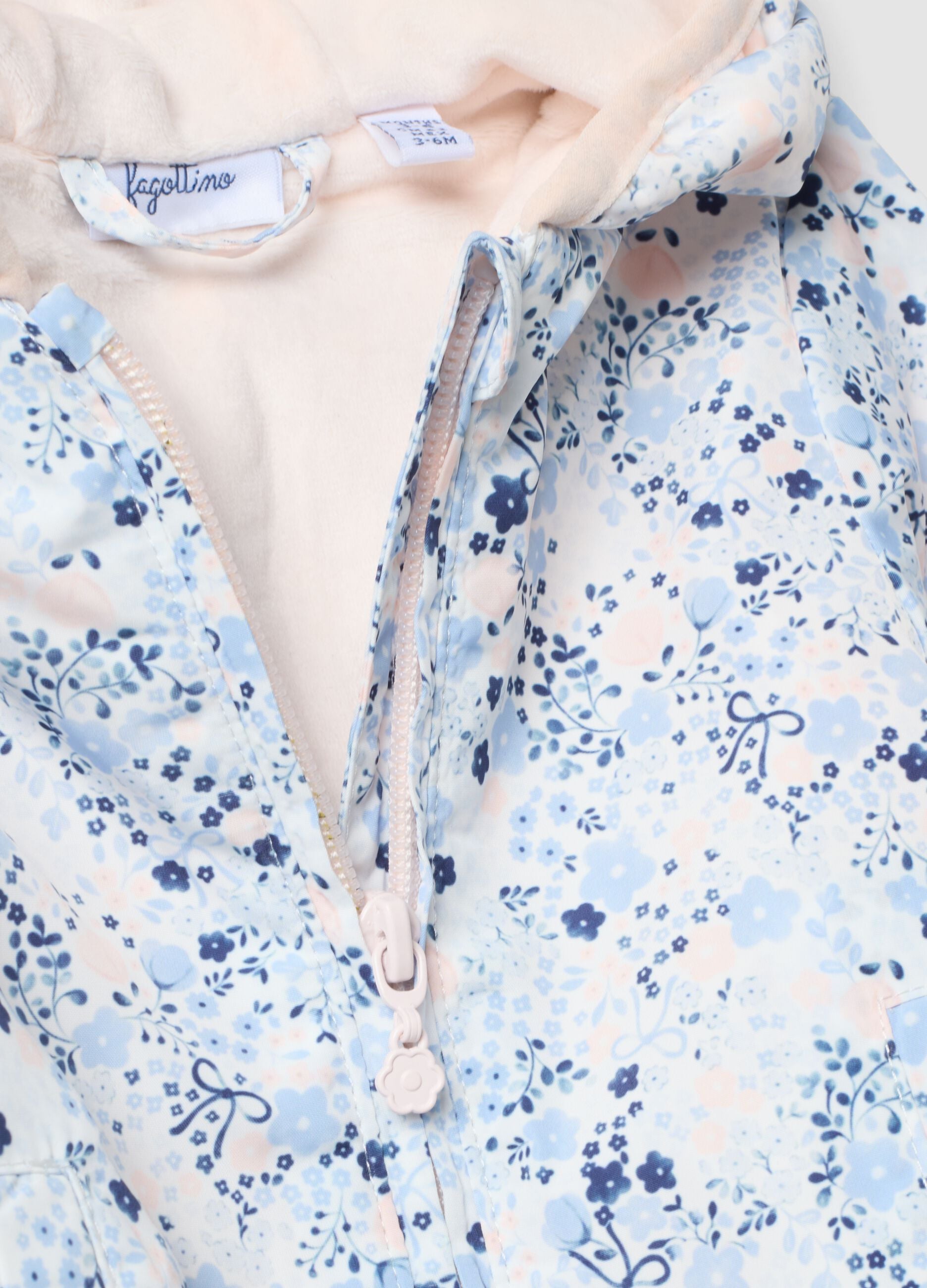 Mehrfarbige Baby-M&auml;dchen-Jacke mit Kapuze und Blumenmuster