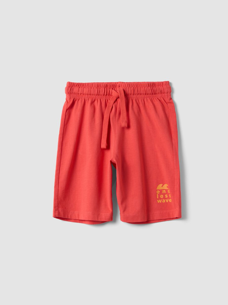 Short rojo de algod&oacute;n org&aacute;nico con cintura el&aacute;stica_0
