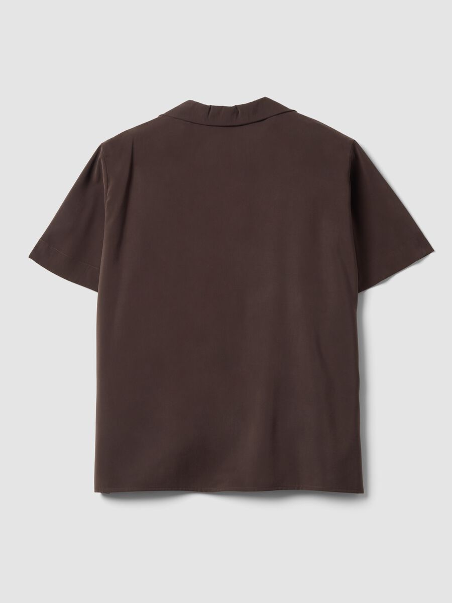 Braune Oversize-Bluse aus Viskosemix mit kurzen &Auml;rmeln_1