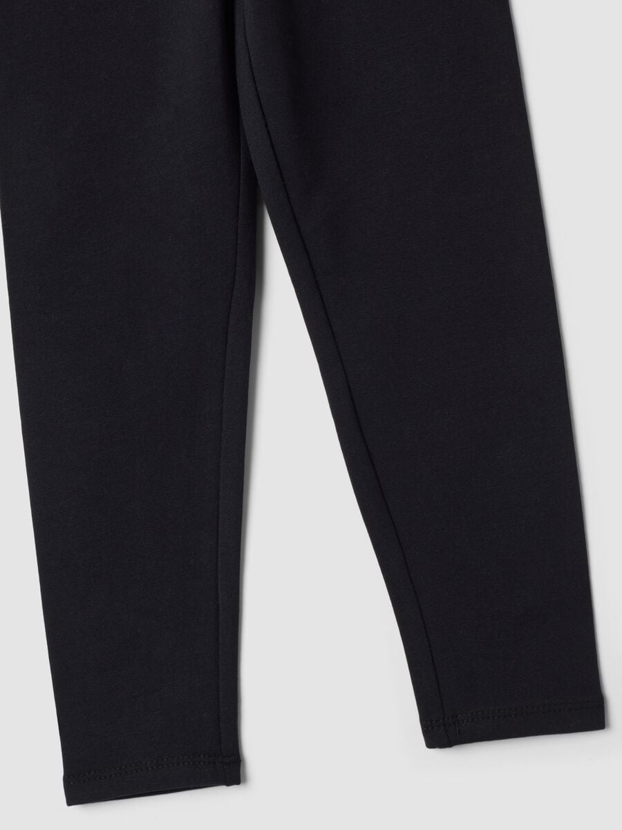 Schwarze Skinny-Fit-Leggings aus elastischer Bio-Baumwolle_3