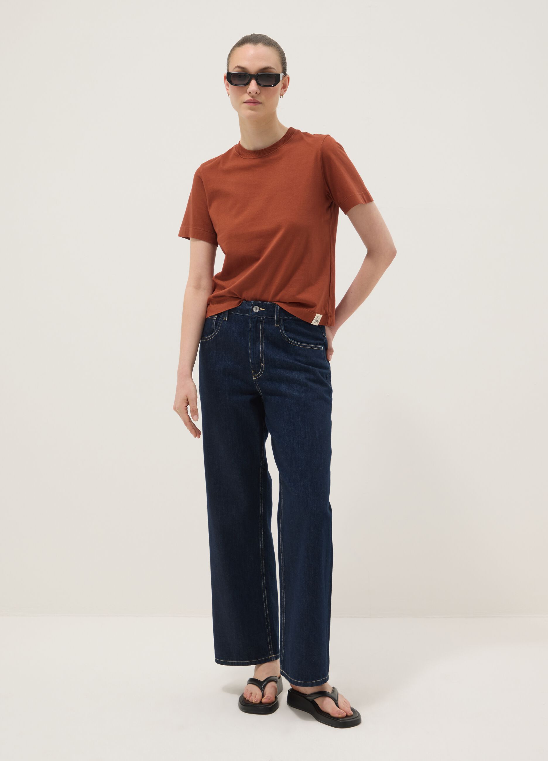 Red short-sleeved pure cotton T-shirt, regular fit