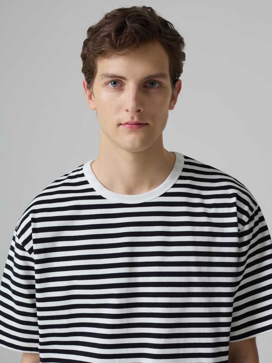 Selection striped T-shirt with round neck_1