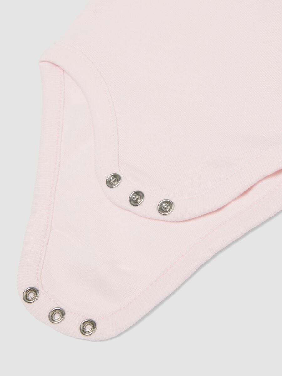 2-pack of pink and white organic cotton short-sleeve bodysuits for baby girls_3