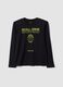 &Mu;&alpha;ύ&rho;&omicron; T-shirt &alpha;&pi;ό &kappa;&alpha;&theta;&alpha;&rho;ό &omicron;&rho;&gamma;&alpha;&nu;&iota;&kappa;ό &beta;&alpha;&mu;&beta;ά&kappa;&iota; &mu;&epsilon; &sigma;&tau;&rho;&omicron;&gamma;&gamma;&upsilon;&lambda;ή &lambda;&alpha;&iota;&mu;ό&kappa;&omicron;&psi;&eta; &kappa;&alpha;&iota; &sigma;&tau;ά&mu;&pi;&alpha; &nu;&epsilon;&kappa;&rho;&omicron;&kappa;&epsilon;&phi;&alpha;&lambda;ή&sigmaf; &gamma;&iota;&alpha; &alpha;&gamma;ό&rho;&iota;&alpha;_3