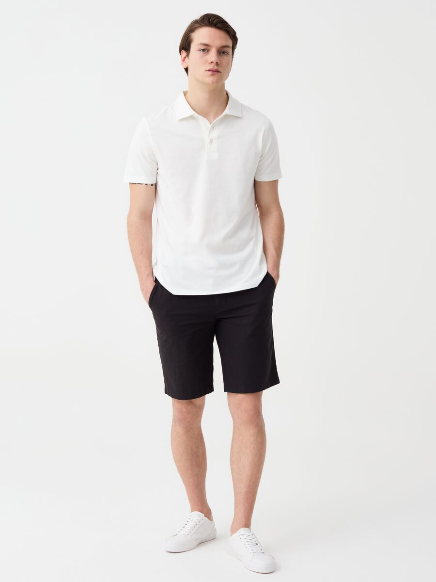 Bermuda shorts in linen and cotton_0