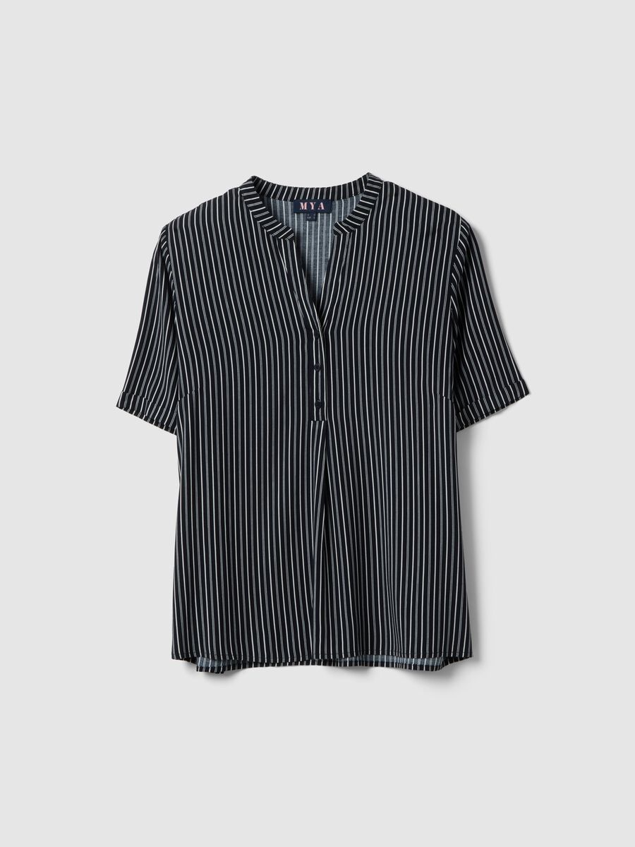 &Pi;&omicron;&upsilon;&kappa;ά&mu;&iota;&sigma;&omicron; &alpha;&pi;ό &kappa;&alpha;&theta;&alpha;&rho;ή &beta;&iota;&sigma;&kappa;ό&zeta;&eta; &mu;&epsilon; &pi;&omicron;&lambda;ύ&chi;&rho;&omega;&mu;&epsilon;&sigmaf; &rho;ί&gamma;&epsilon;&sigmaf; &kappa;&alpha;&iota; &kappa;&alpha;&nu;&omicron;&nu;&iota;&kappa;ή &epsilon;&phi;&alpha;&rho;&mu;&omicron;&gamma;ή &mu;&epsilon; &kappa;&omicron;&upsilon;&mu;&pi;&iota;ά_4