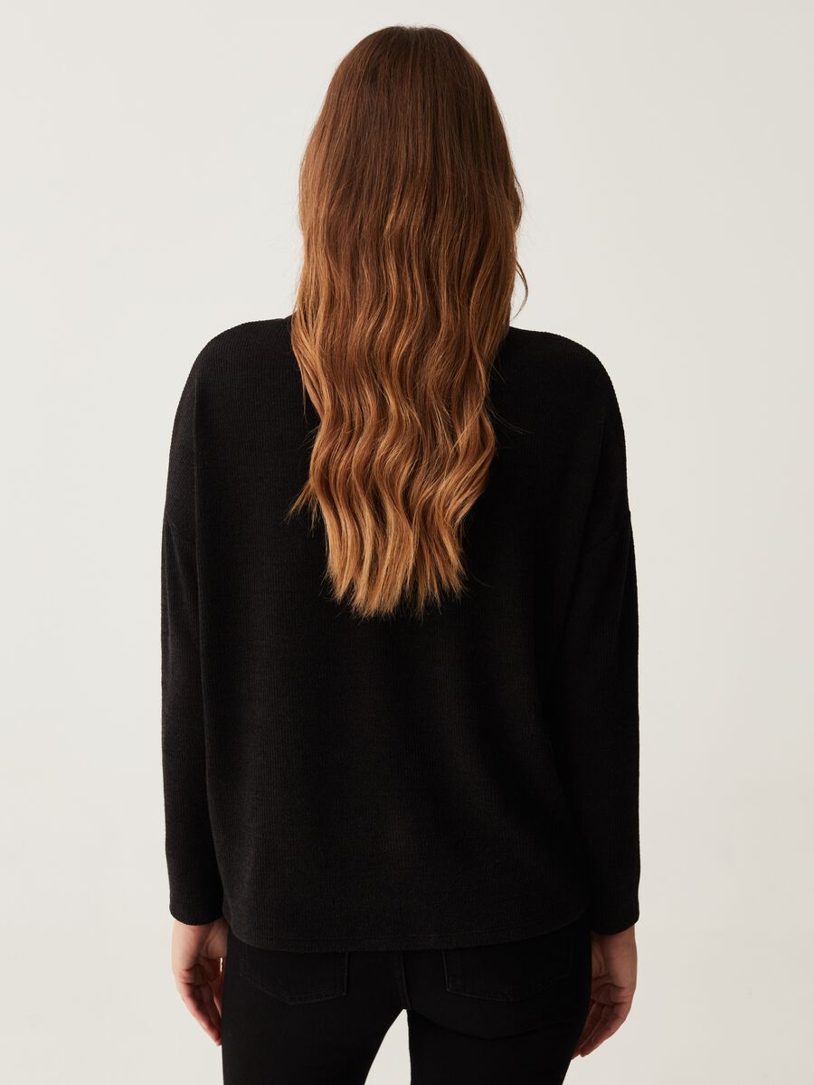 Long-sleeved T-shirt with sequins_2