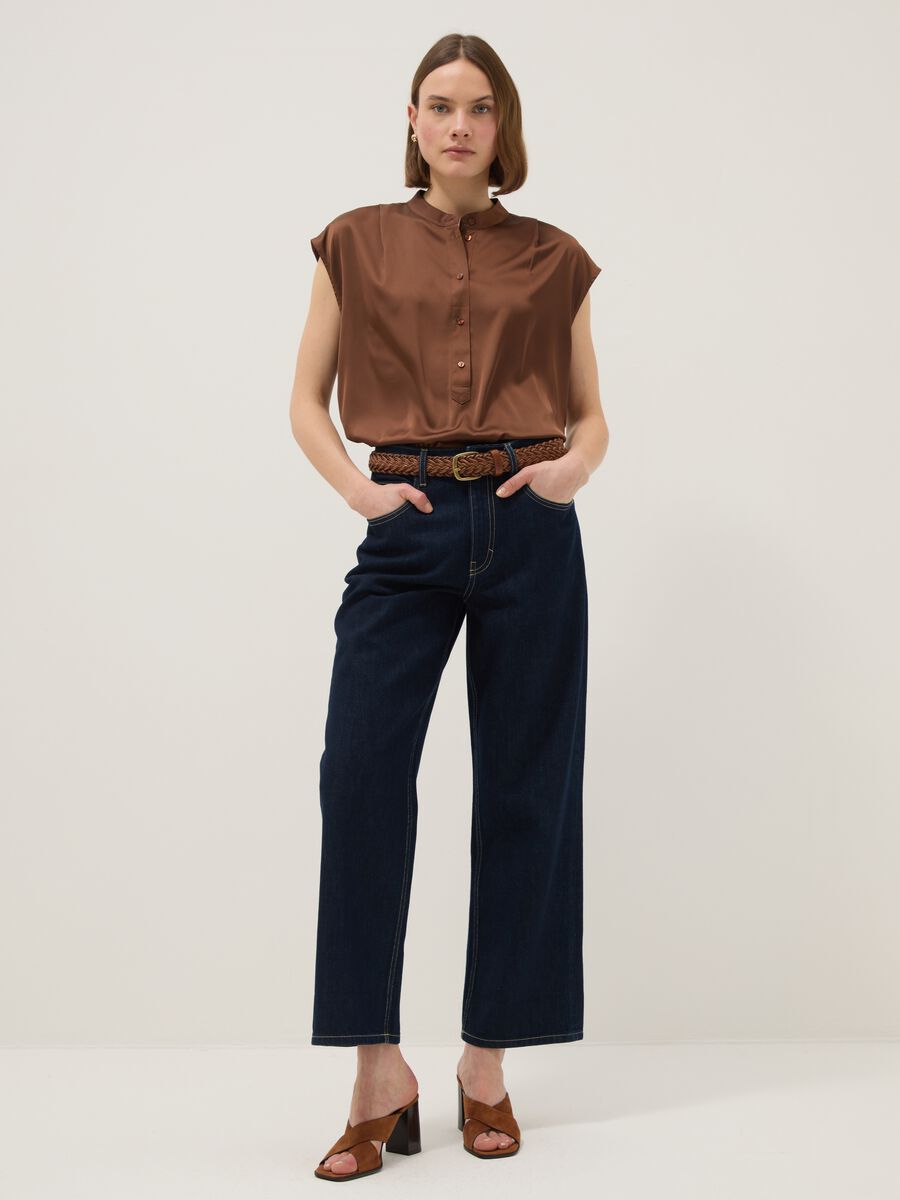Brown short-sleeve blouse regular fit with mandarin collar_2