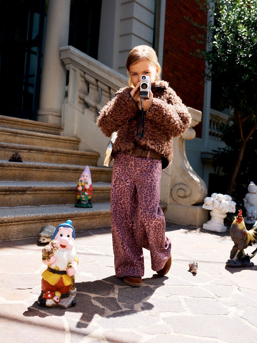Purple wide-leg pure cotton trousers with animal print for girls_0