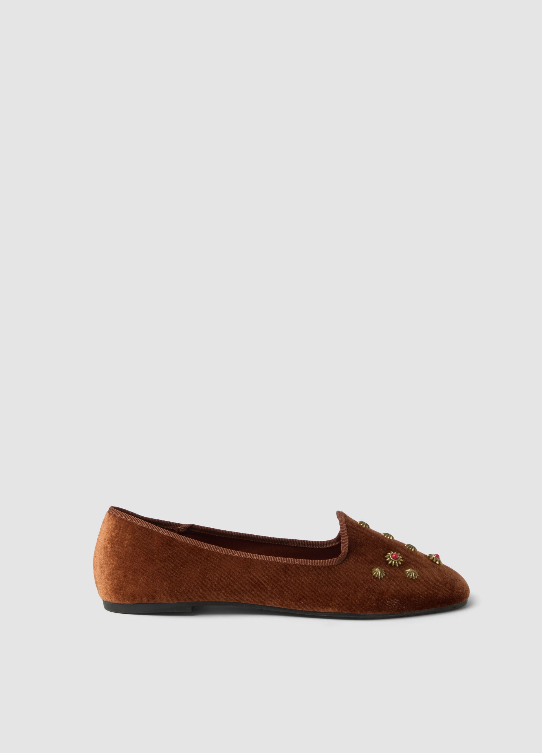 Brown Friulane with gold jewel appliqu&eacute;s