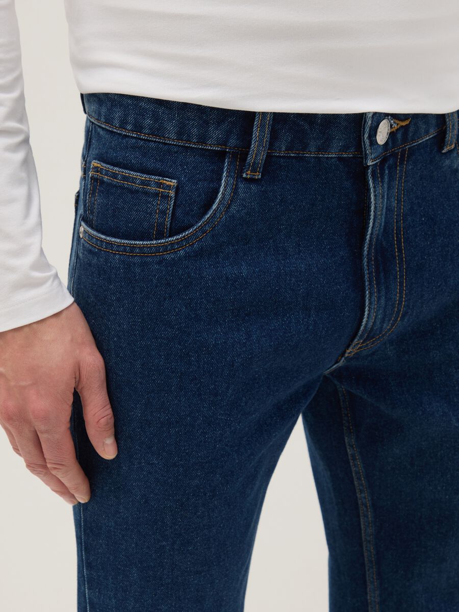 Blue cotton blend trousers with regular fit_3