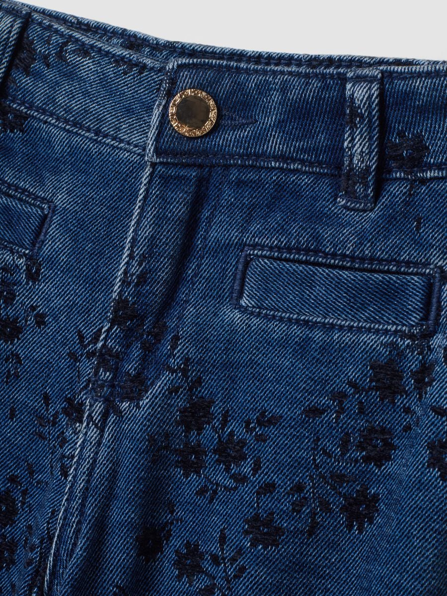 Blue cotton-blend straight-fit jeans with floral print_2