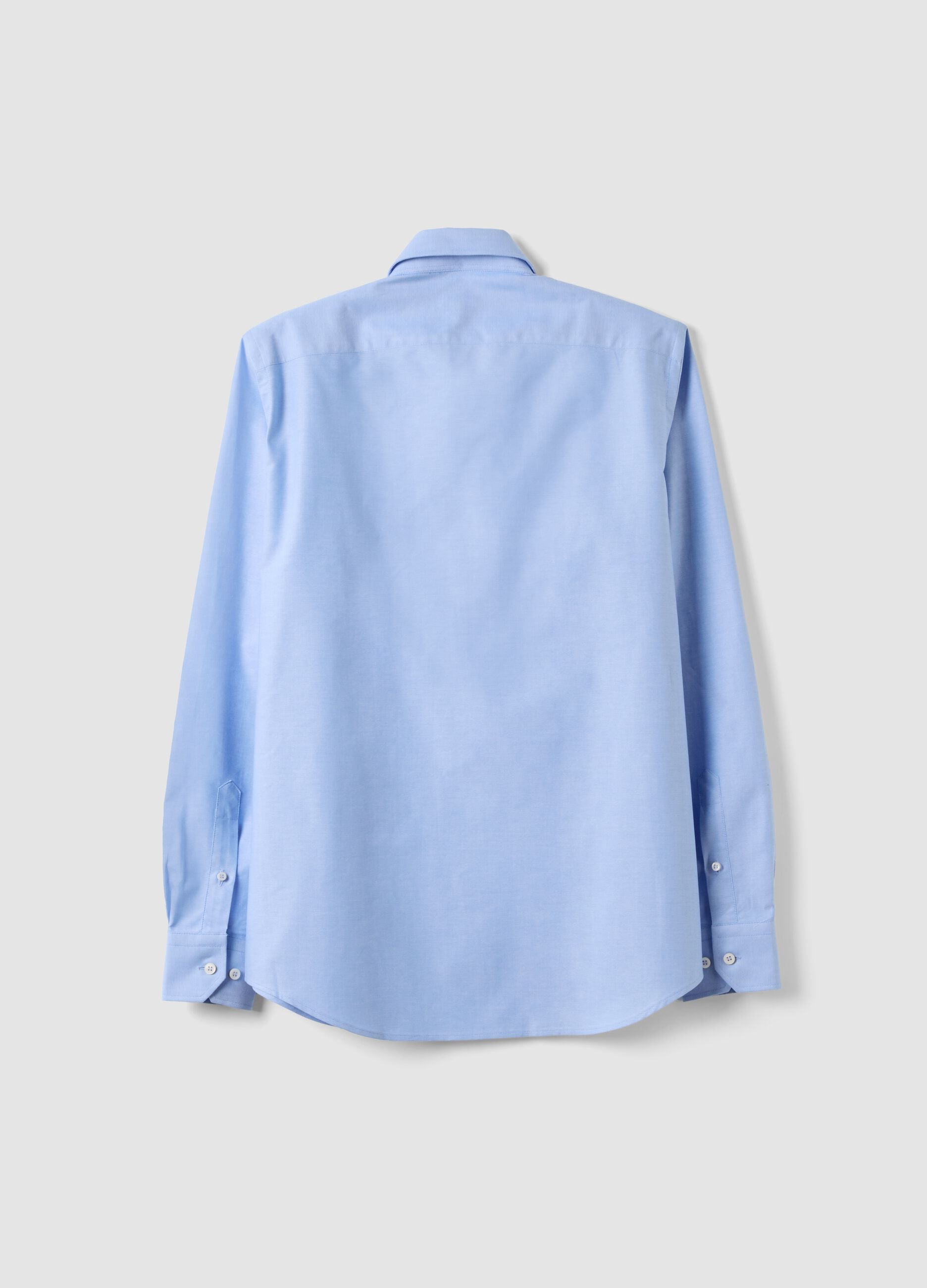 Hellblaues Oxford-Hemd aus reiner Baumwolle mit Haifischkragen, Slim Fit