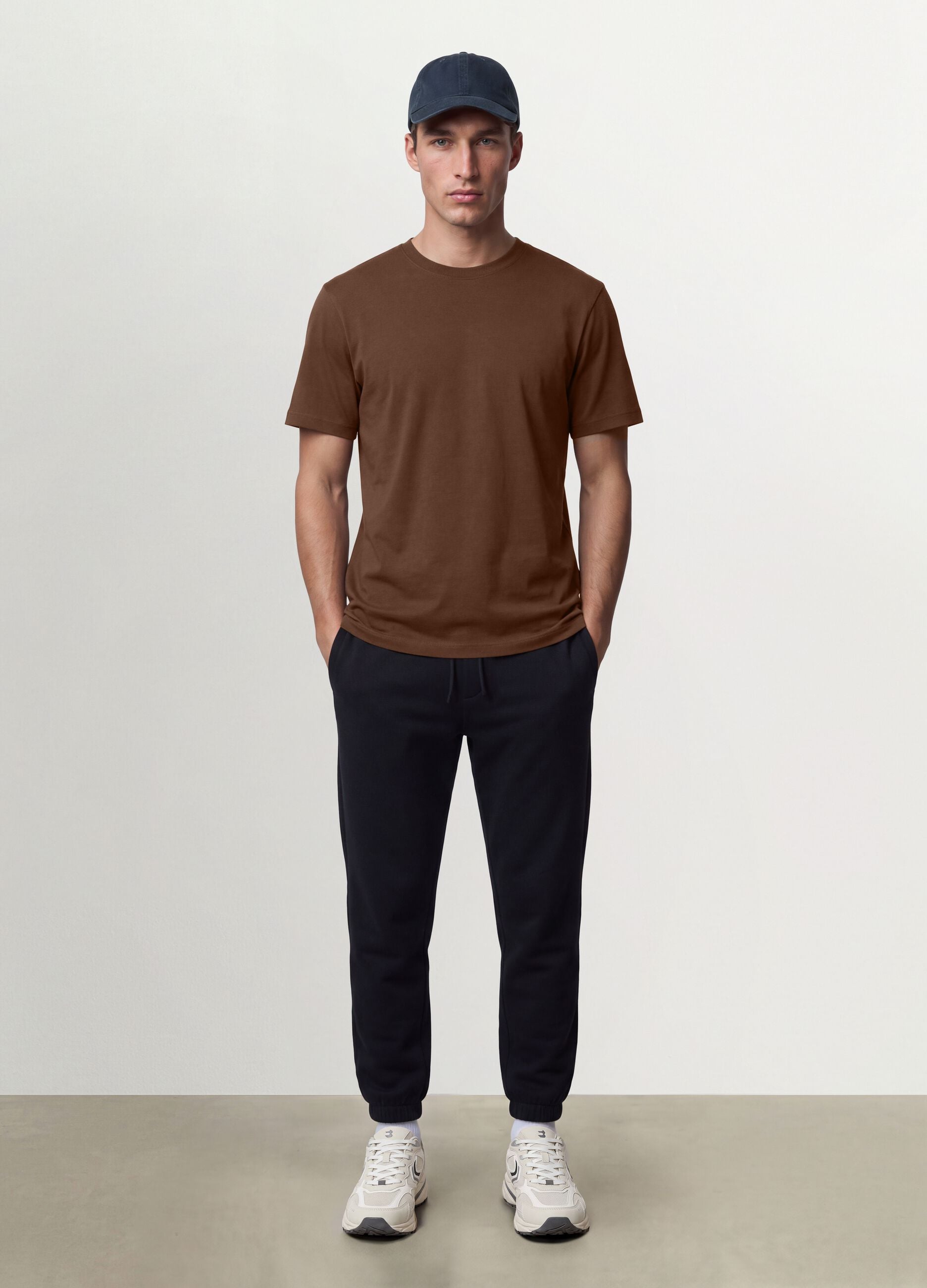 Brown regular-fit T-shirt in pure organic cotton jersey
