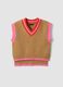 Gilet marrone in misto cotone con scollo a V e profilo a contrasto per bambina_0
