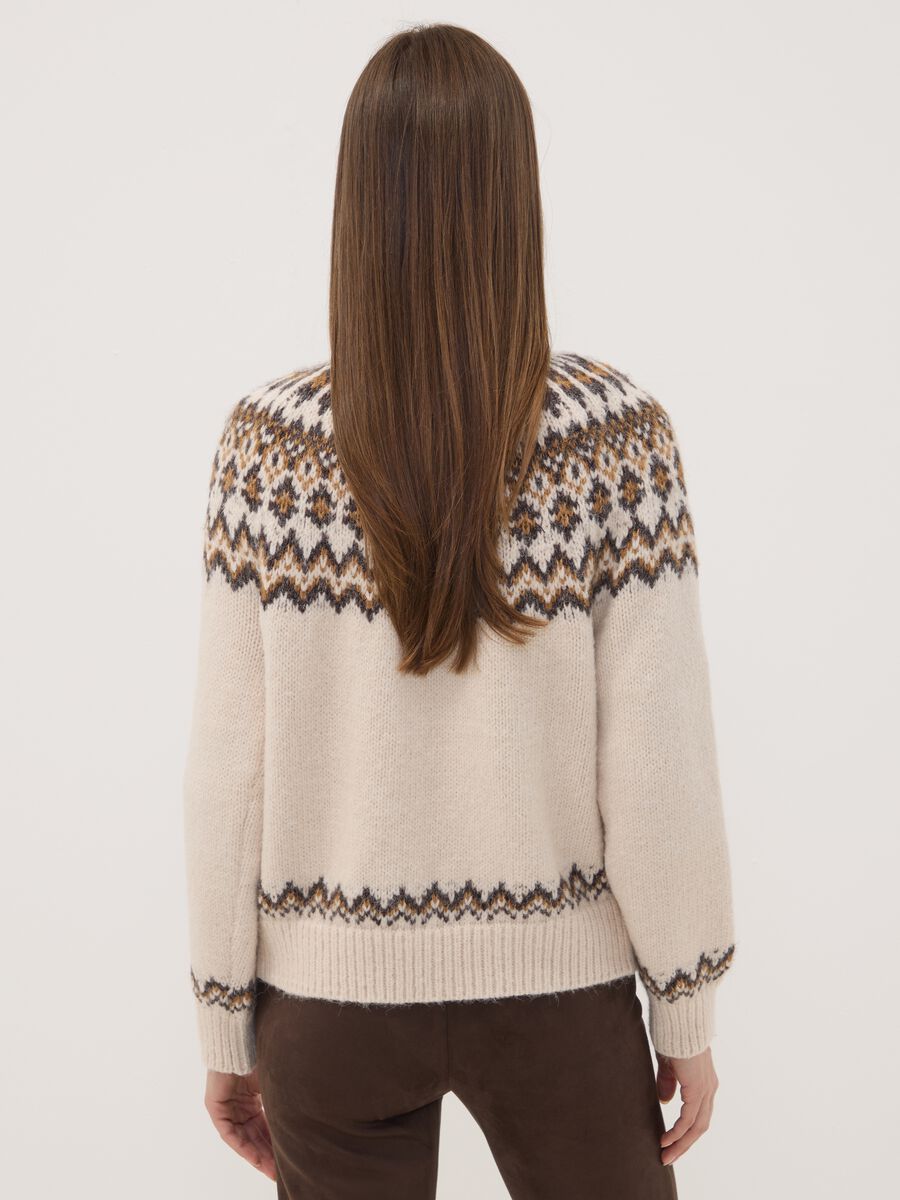 Maglione beige jacquard con Collo rialzato_3